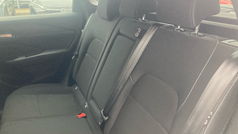 Nissan Qashqai 1.3 DiG-T MH Acenta Premium 5dr Petrol Hatchback